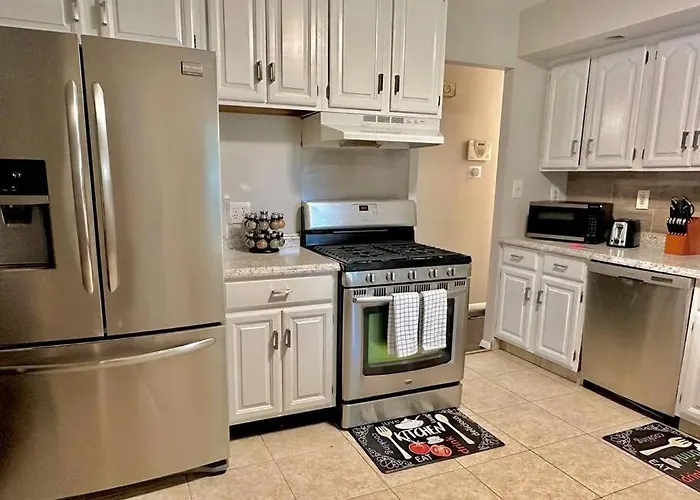 N Hamilton House 3 Bedroom Holiday home