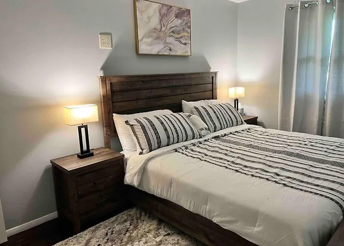 Holiday home N Hamilton House 3 Bedroom Peoria