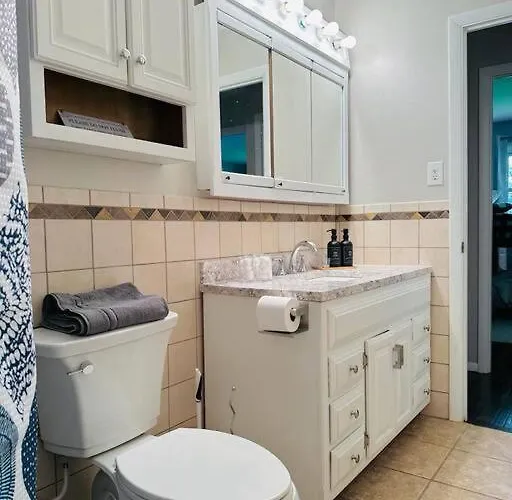 N Hamilton House 3 Bedroom