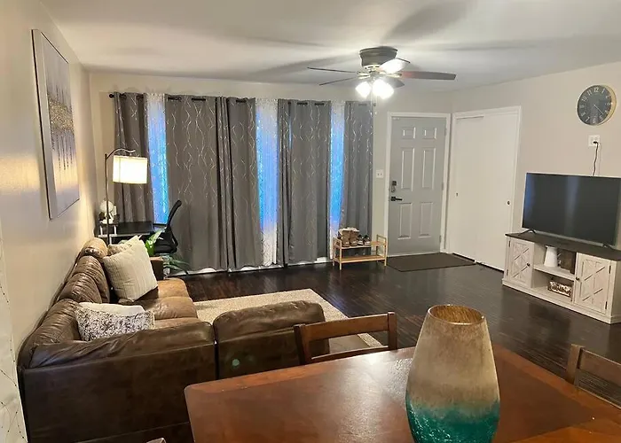 N Hamilton House 3 Bedroom * Peoria