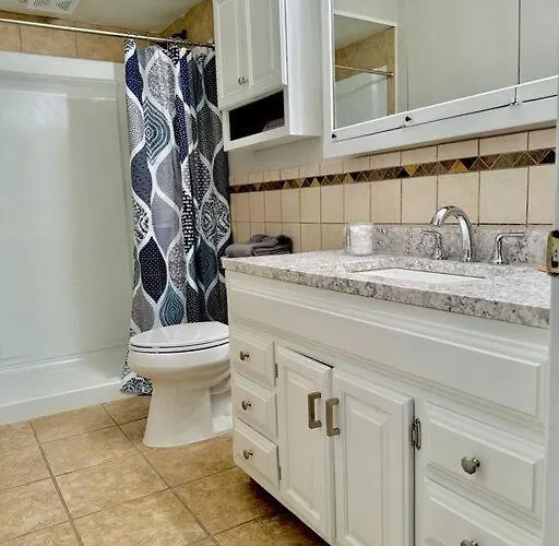 Holiday home N Hamilton House 3 Bedroom *