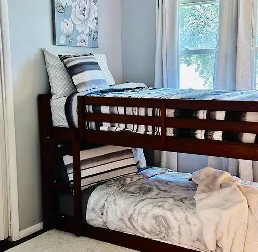 N Hamilton House 3 Bedroom * Peoria